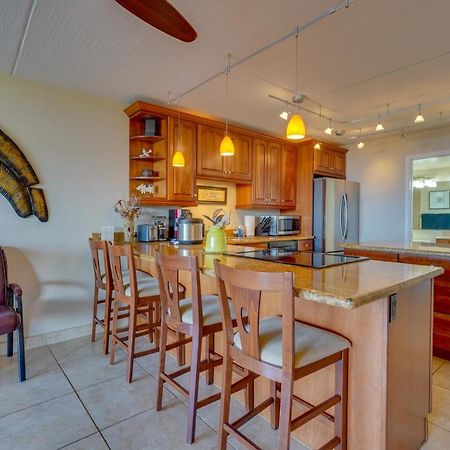 Kona Pacific Top Floor Retreat Ocean View And Pool! Kailua-Kona Buitenkant foto